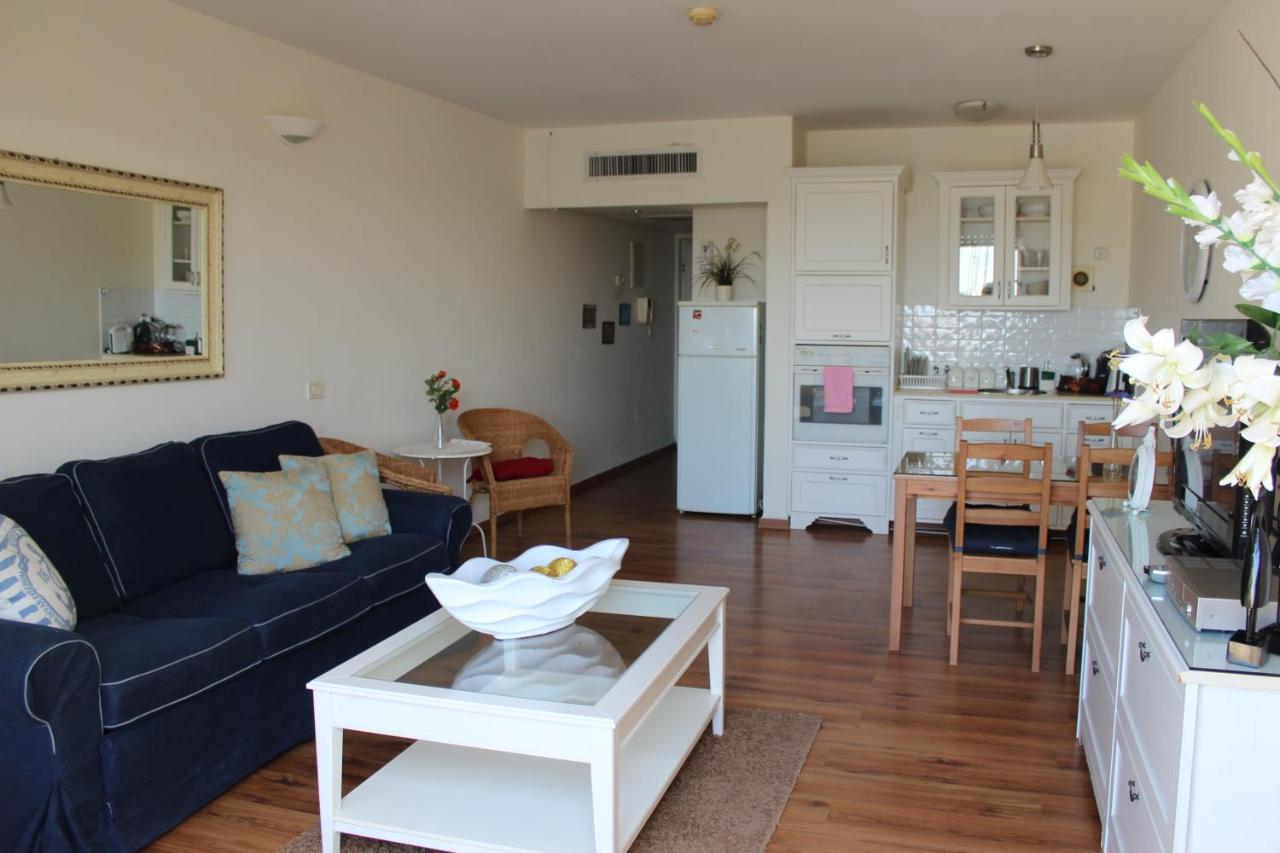 Nomi Suites Marina Herzelia Chambre photo